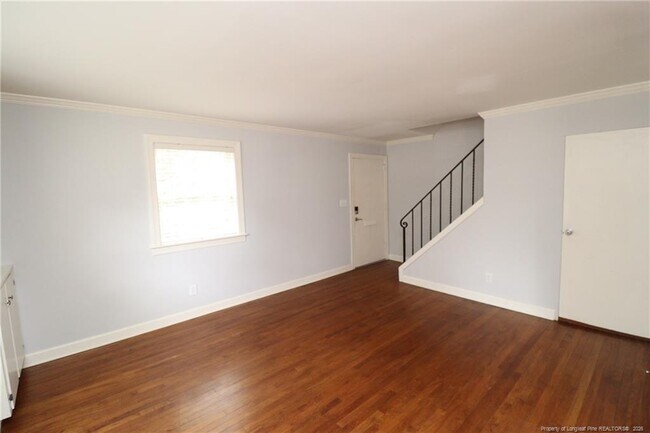 Building Photo - 1000 Nichols Dr