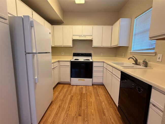 Foto del edificio - 1330 Old Spanish Trl