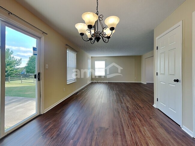 Foto del edificio - 825 Thornton Drive