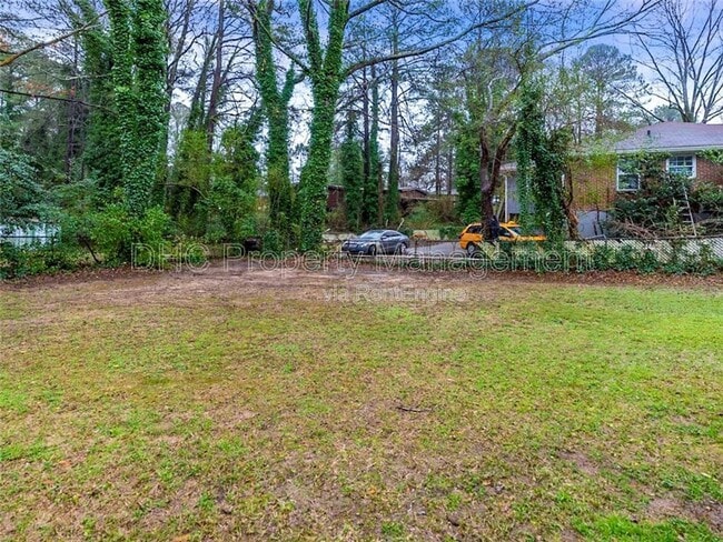 Foto del edificio - 161 Larose Cir SE
