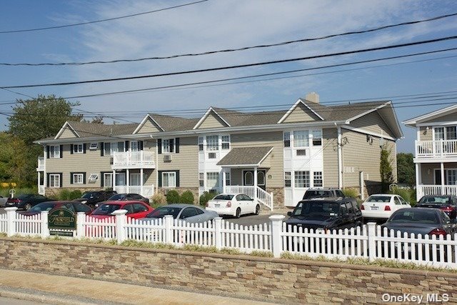 Foto del edificio - 3-15 Willowbrook Ave