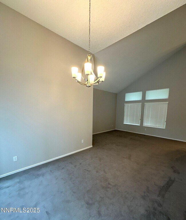 Building Photo - 5256 Santa Lupe Ave