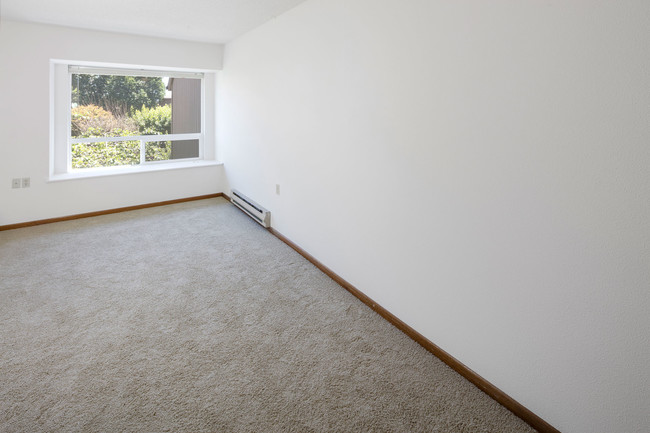 Foto del edificio - East Fair Terrace Apartments