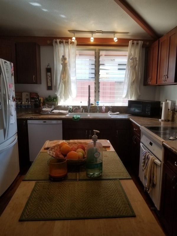 Building Photo - 95-452-452 Kaelo Pl