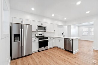 Building Photo - 95 S 15th St