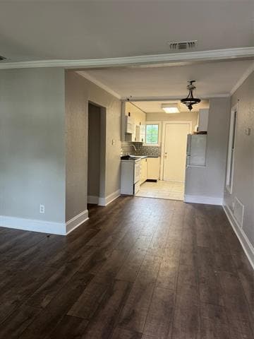 Building Photo - 2828 Avenue J