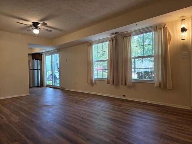 Foto del edificio - 13622 Oakbrook Dr