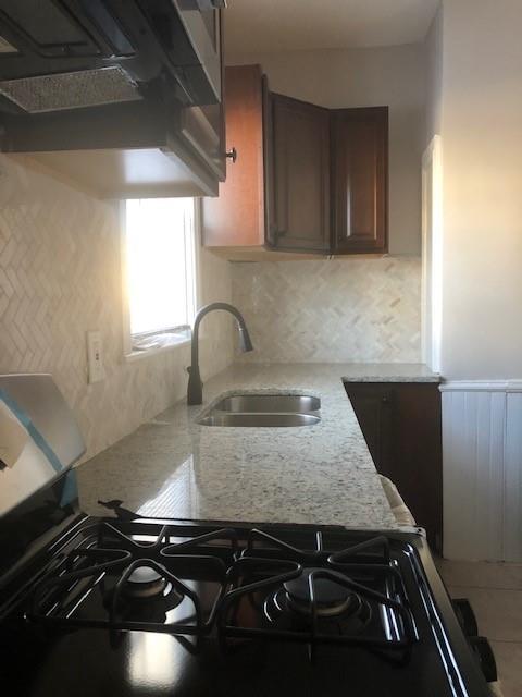 Primary Photo - 376 Hope St