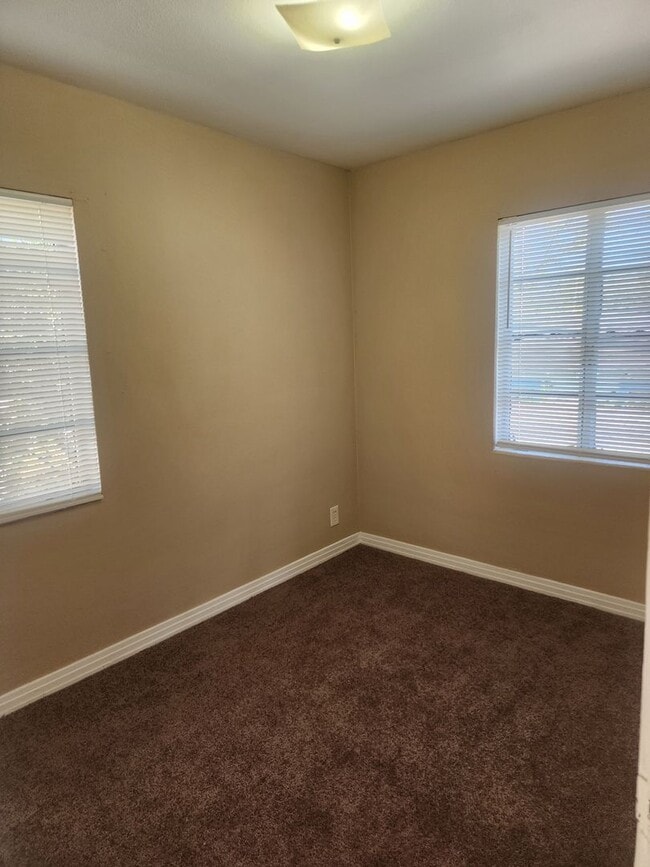 Building Photo - Move In Special: $150 off first full month.