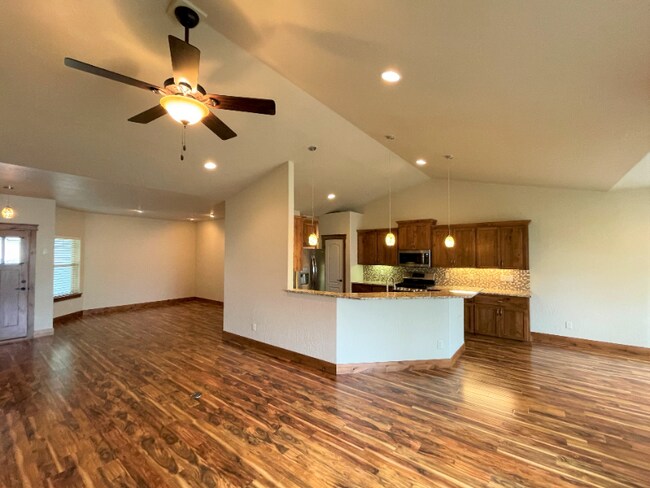 Foto del edificio - 9557 N Justice Way