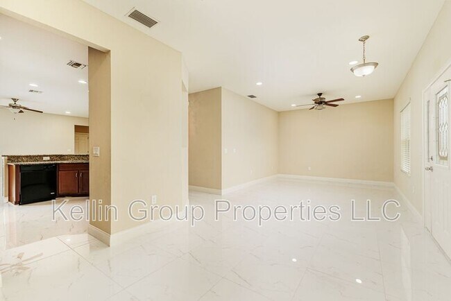 Foto del edificio - 2611 Highlands Creek Way
