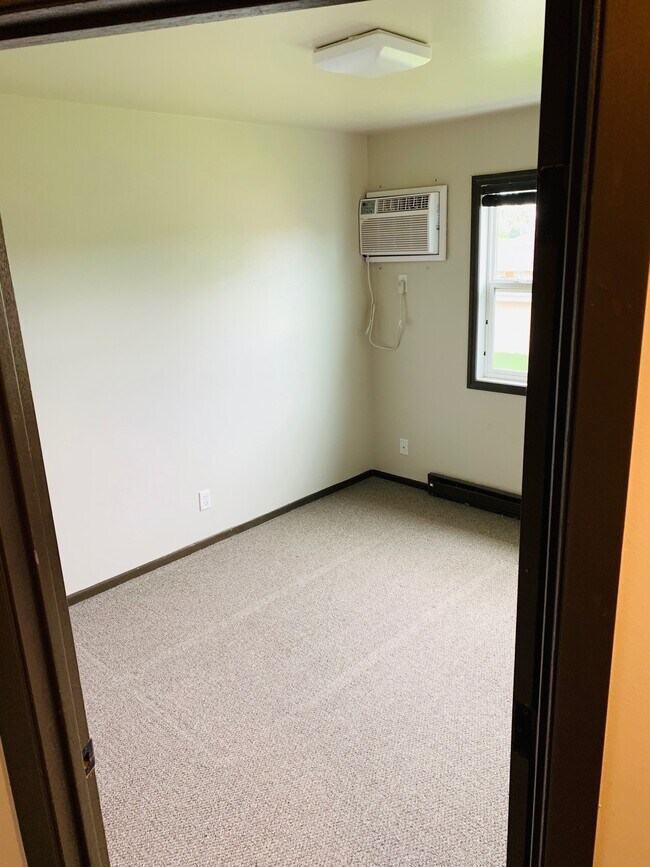 394 Stanley Ct, Neenah, WI 54956 Townhome Rentals in Neenah WI