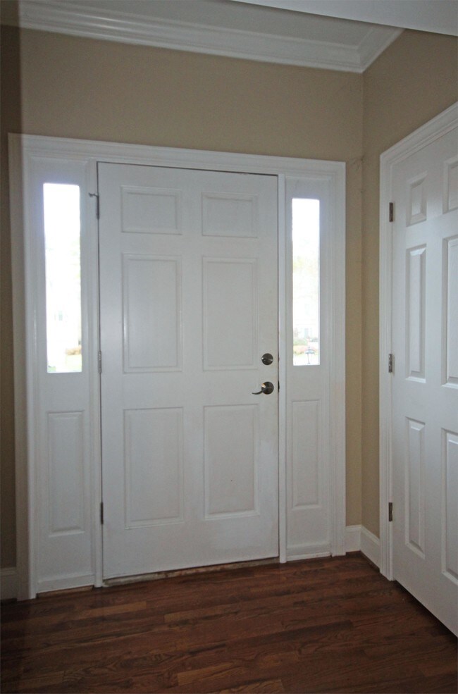Building Photo - 109 Castellan Dr