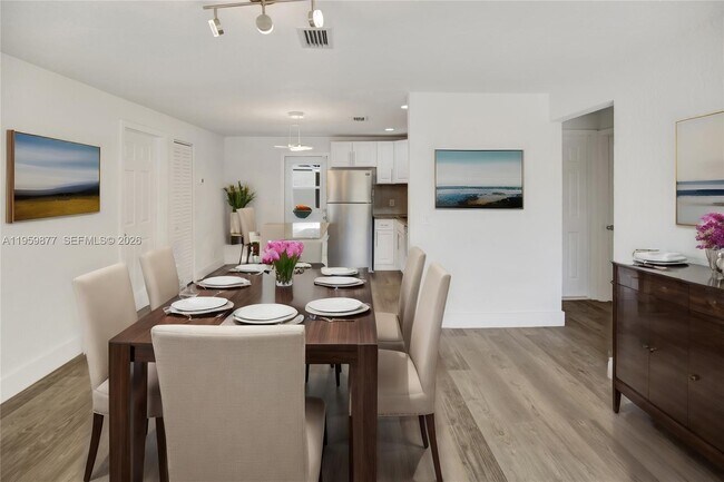 Foto del edificio - 2311 Fletcher St