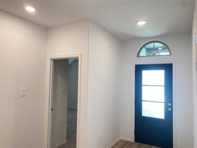 Building Photo - 17010 Daylily Dune Wy