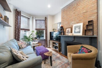 Building Photo - 126 Bright St