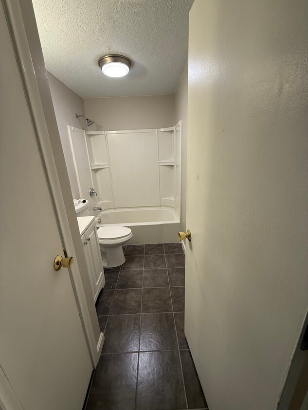 Foto del edificio - 1 Charleston Ave