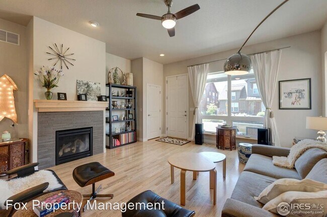 Building Photo - 4 br, 3 bath House - 1375 Golden Eagle Way