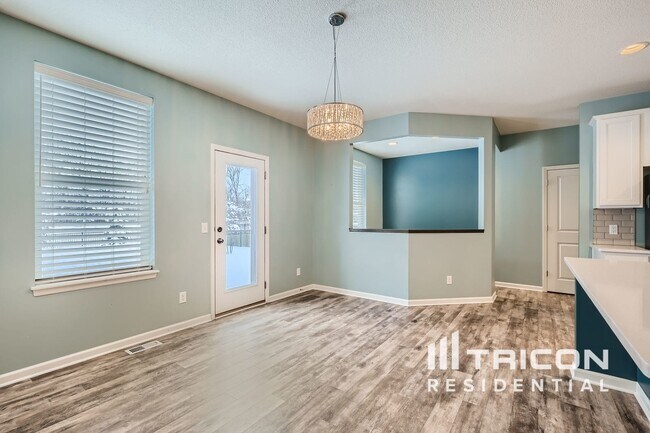 Building Photo - 5362 Sundial Ln