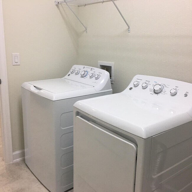 Laundry - 10037 Memoir Ave