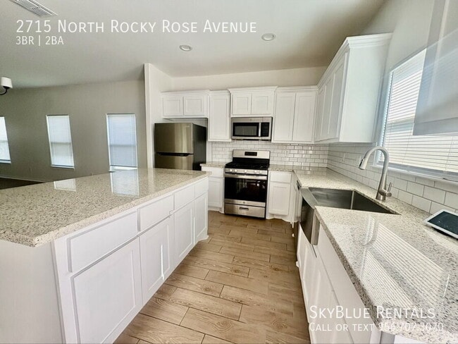 Building Photo - 2715 N Rocky Rose Ave