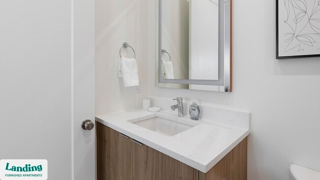 Building Photo - 2206 Arroyo Ave