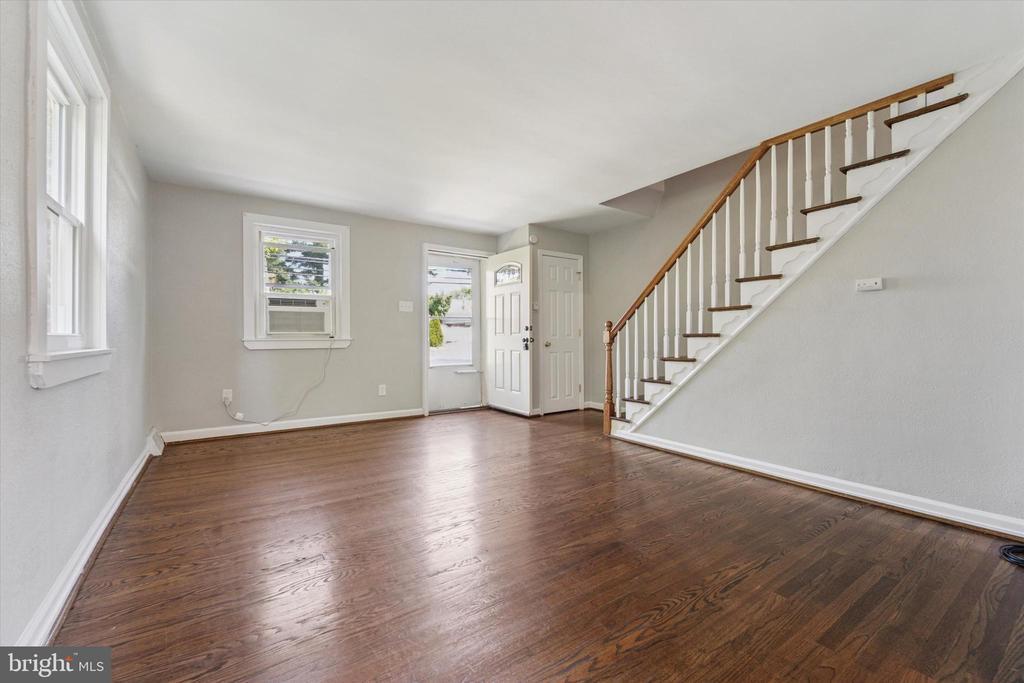 Foto principal - 2111 Delmar Dr