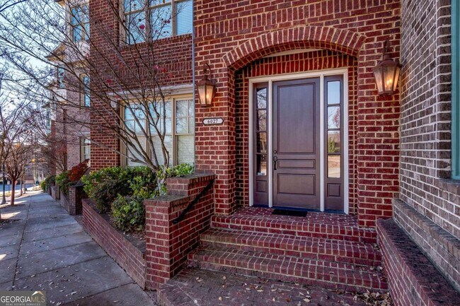 Building Photo - 6027 City Walk Ln