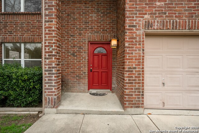 Building Photo - 10223 Rainbow Creek