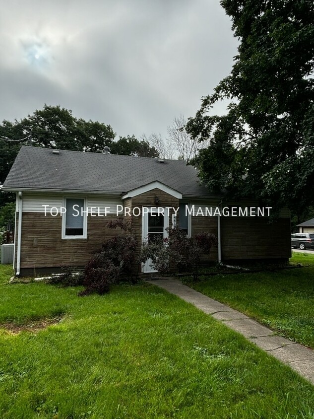 Primary Photo - 4417 SW 5th St