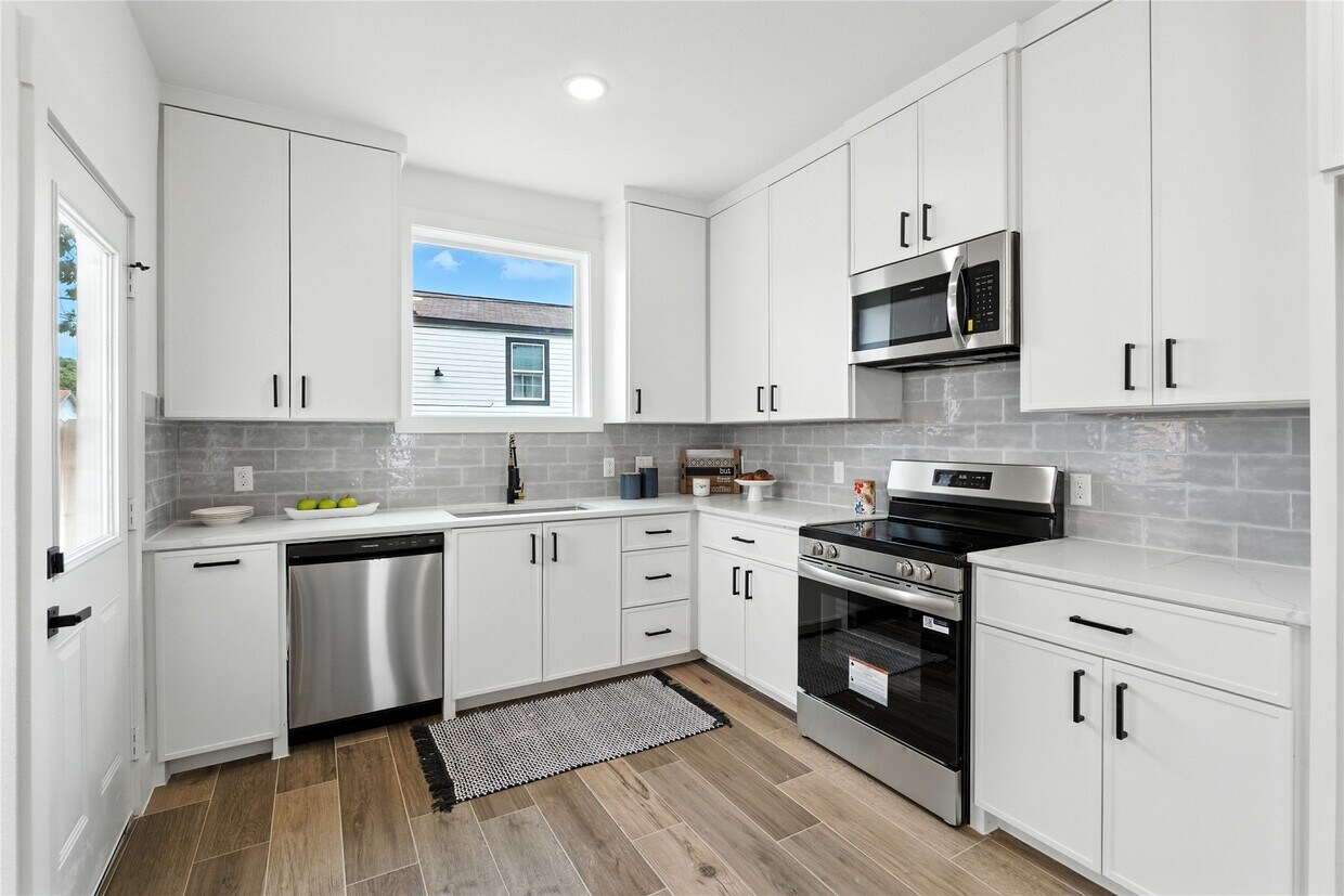 Foto del edificio - 131 S Virginia St