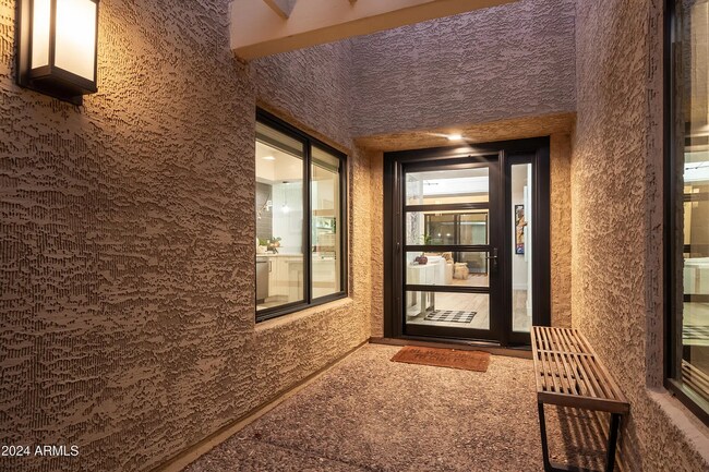 Foto del edificio - 4830 N 65th St