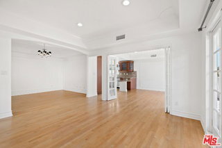 Foto del edificio - 11723 Mayfield Ave