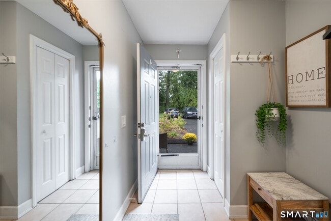 Photo - 410 Farmington Ave Townhome