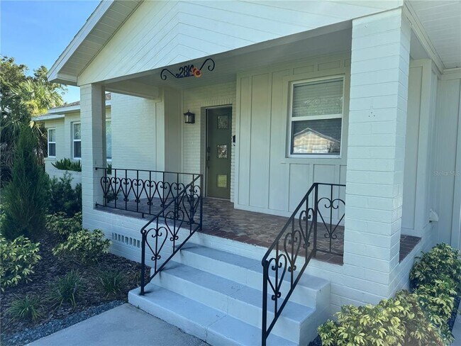 Foto del edificio - 2814 Coventry Ave