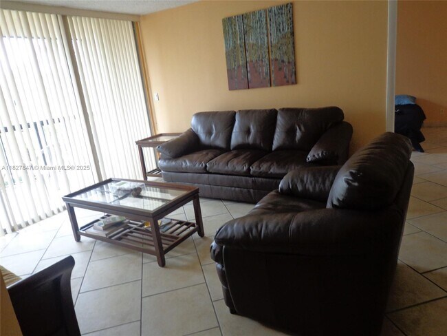 Foto del edificio - 10425 SW 112th Ave