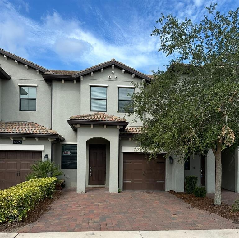 Foto principal - 1274 Royal St. George Blvd