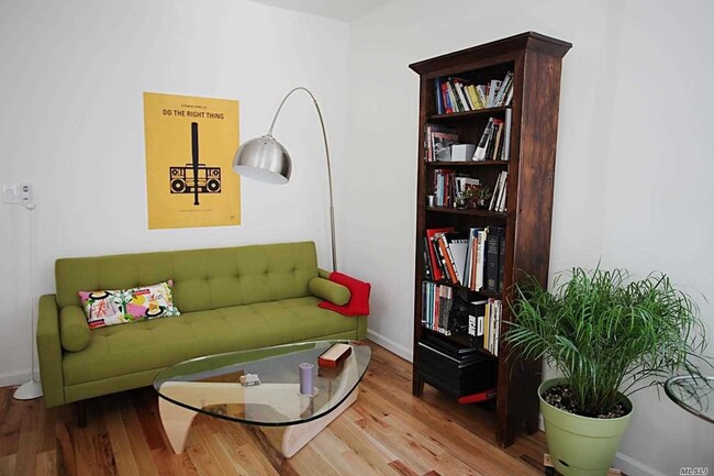 Foto del edificio - 590 Parkside Ave