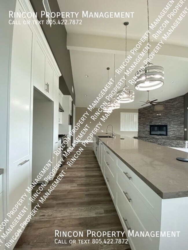 Foto del edificio - 1084 Horizon Dr