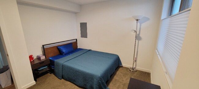 Foto del edificio - 4126 36th Ave SW