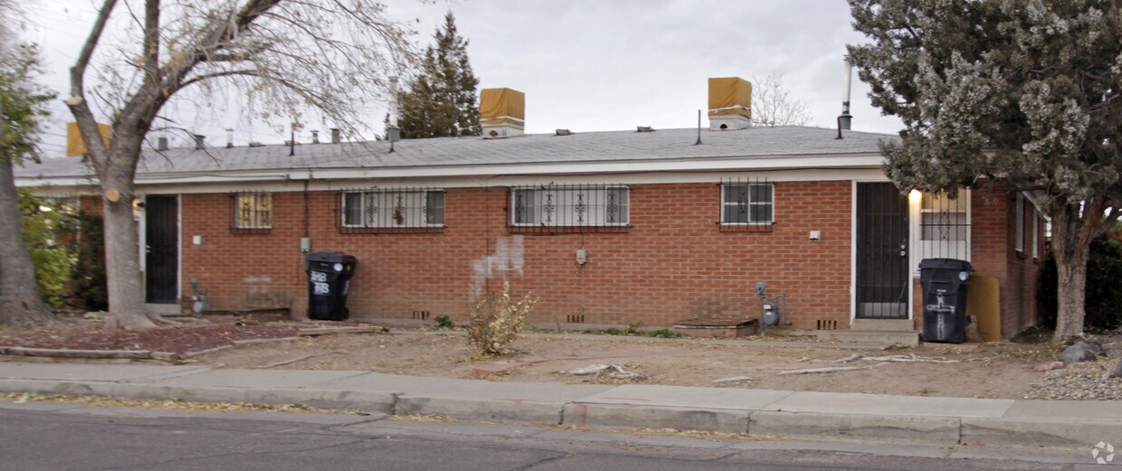 Building Photo - 933-945 Louisiana Blvd SE