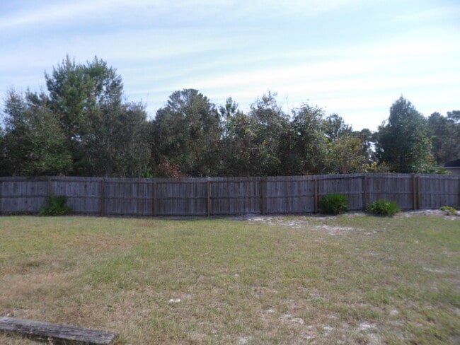 Building Photo - 1748 Van Allen Cir