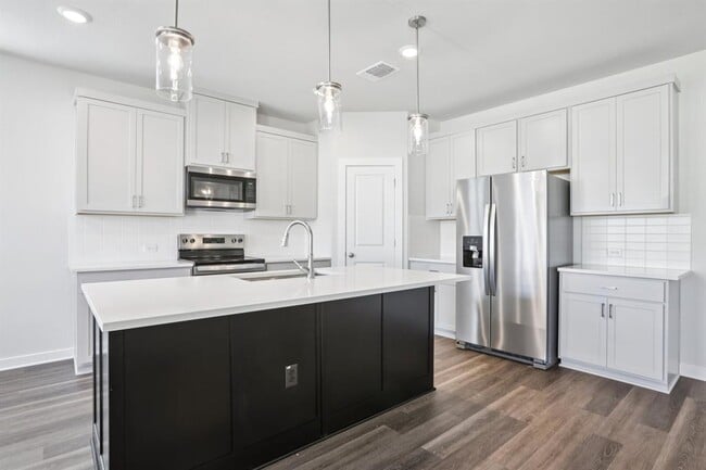 Foto del edificio - 2332 Delano Dr