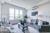 Foto principal - 2616 W Girard Ave
