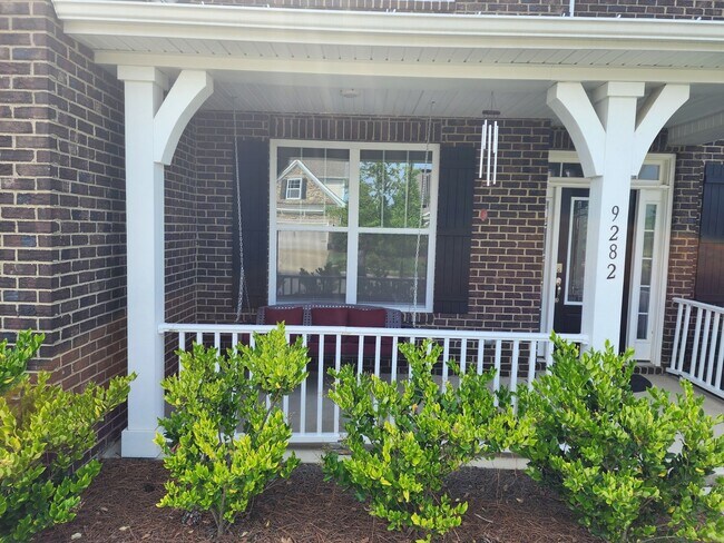 Foto del edificio - Like New Single Family Home minutes from B...