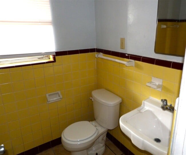 2351 NW Bell Ave, Lawton, OK 73505 Townhome Rentals in Lawton OK