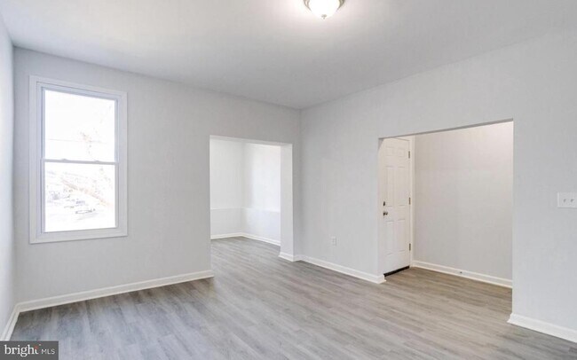 Foto del edificio - 3007 Oakley Ave