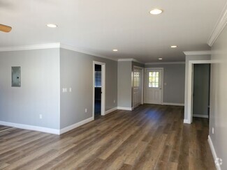 Building Photo - 737 Aipo St