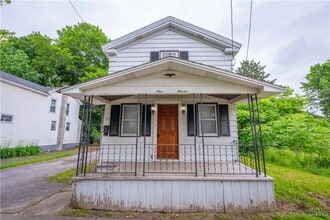 Building Photo - 111 N Frankfort St