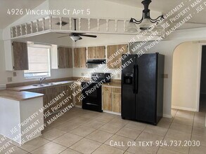 Building Photo - 4926 Vincennes Ct